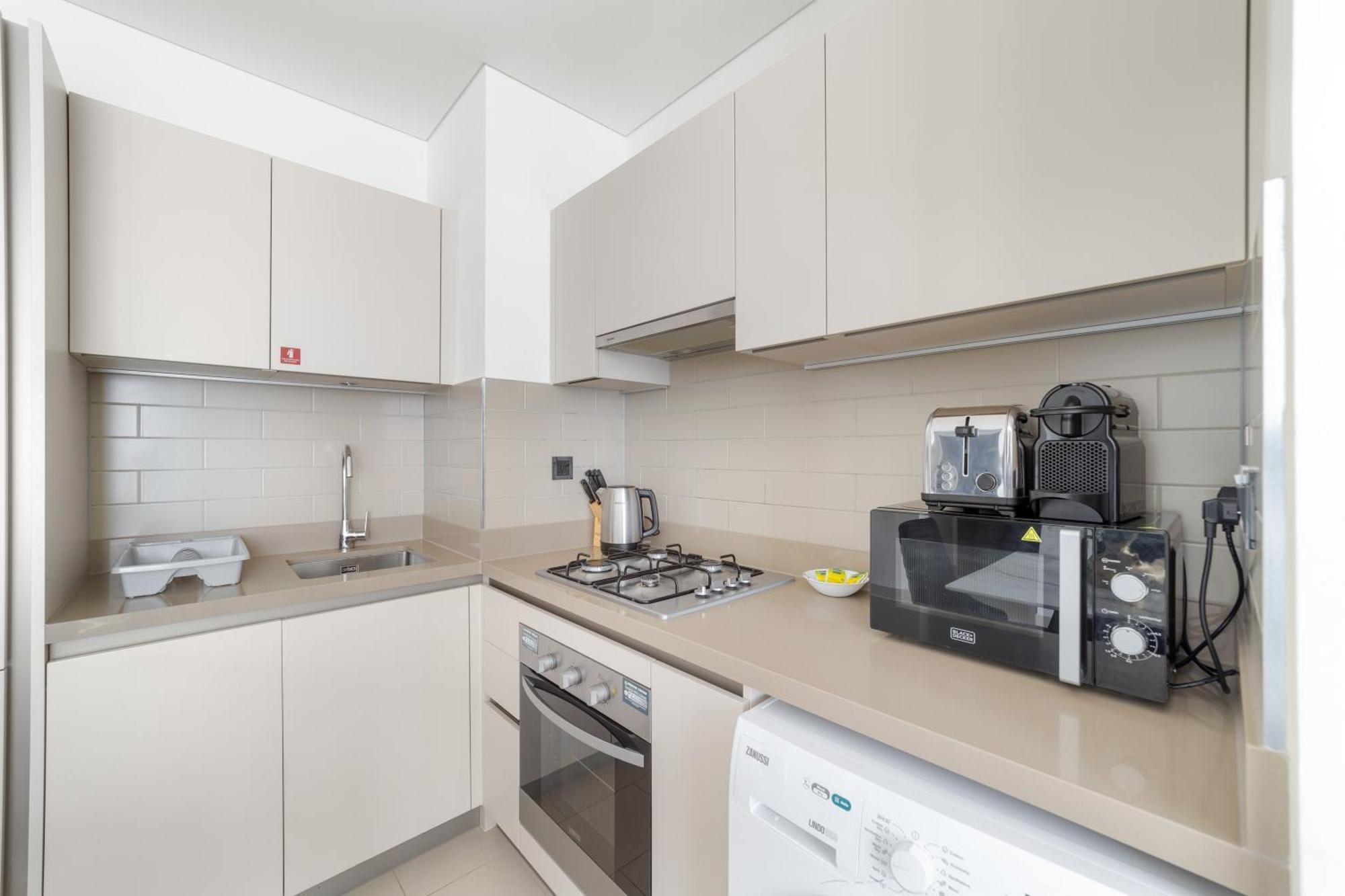 Cozy 2 Bedroom In Meydan - Sobha Creek Vista Apartment