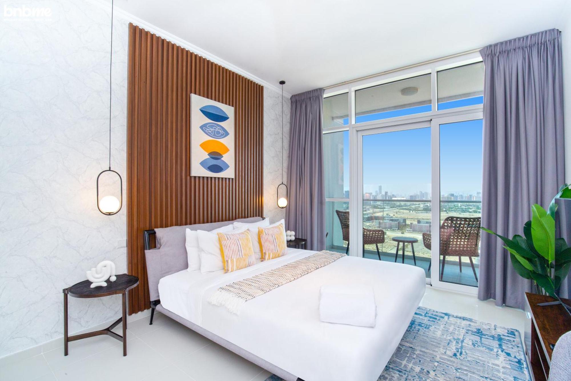 Apartment Bnbmehomes - Damac Hills - Carson Tower