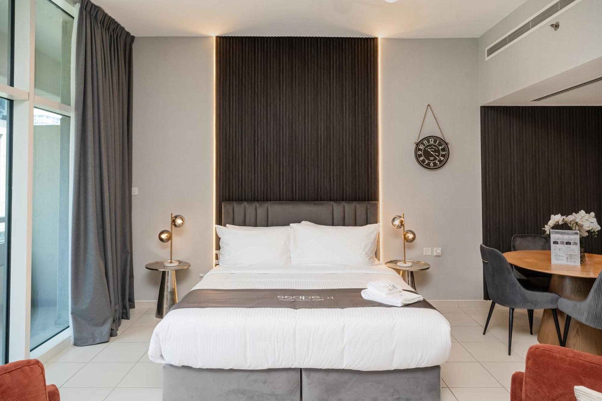 Escape 24 Homes - Bay Square - Business Bay Daire Dubai