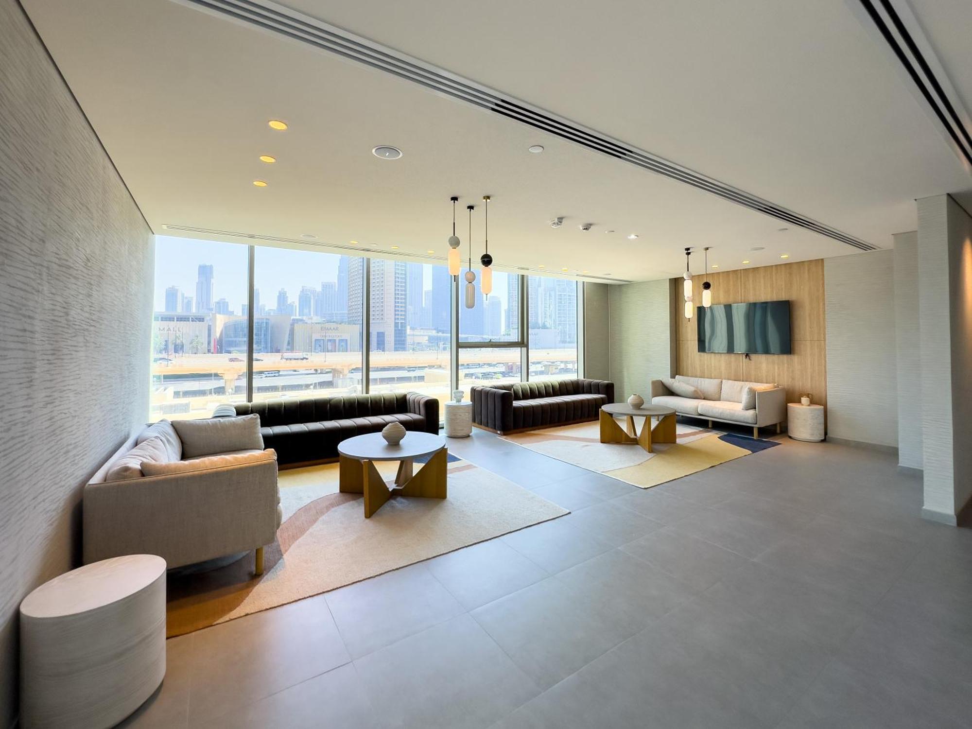 Luxury 2br Burj Khalifa Views 5min Walk Mall