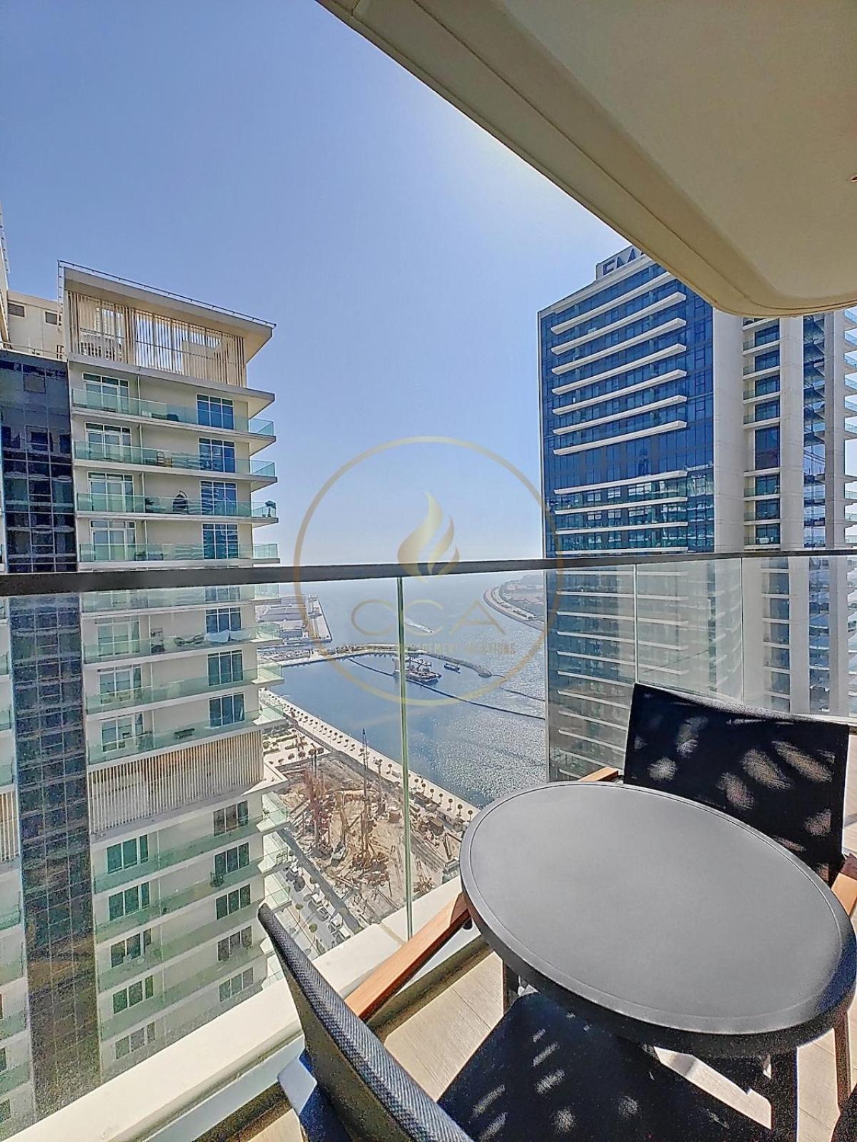 Marina Waves Retreat Dubai