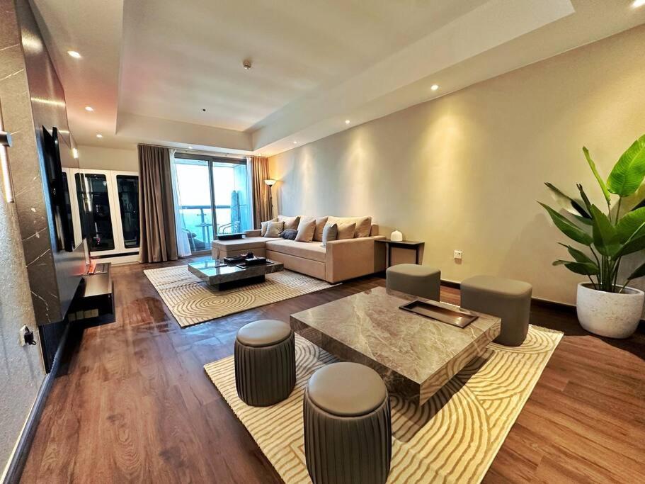 Apartment Skyview Haven 2br & Ocean Breeze Dubai