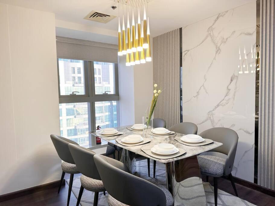 Skyview Haven 2br & Ocean Breeze *