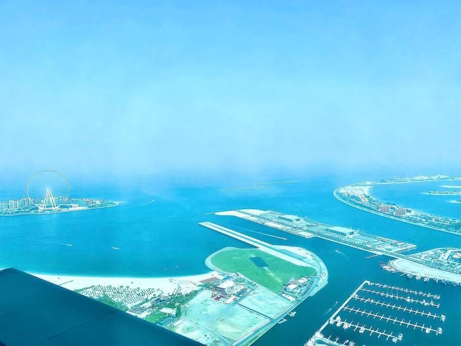 Skyview Haven 2br & Ocean Breeze Dubai