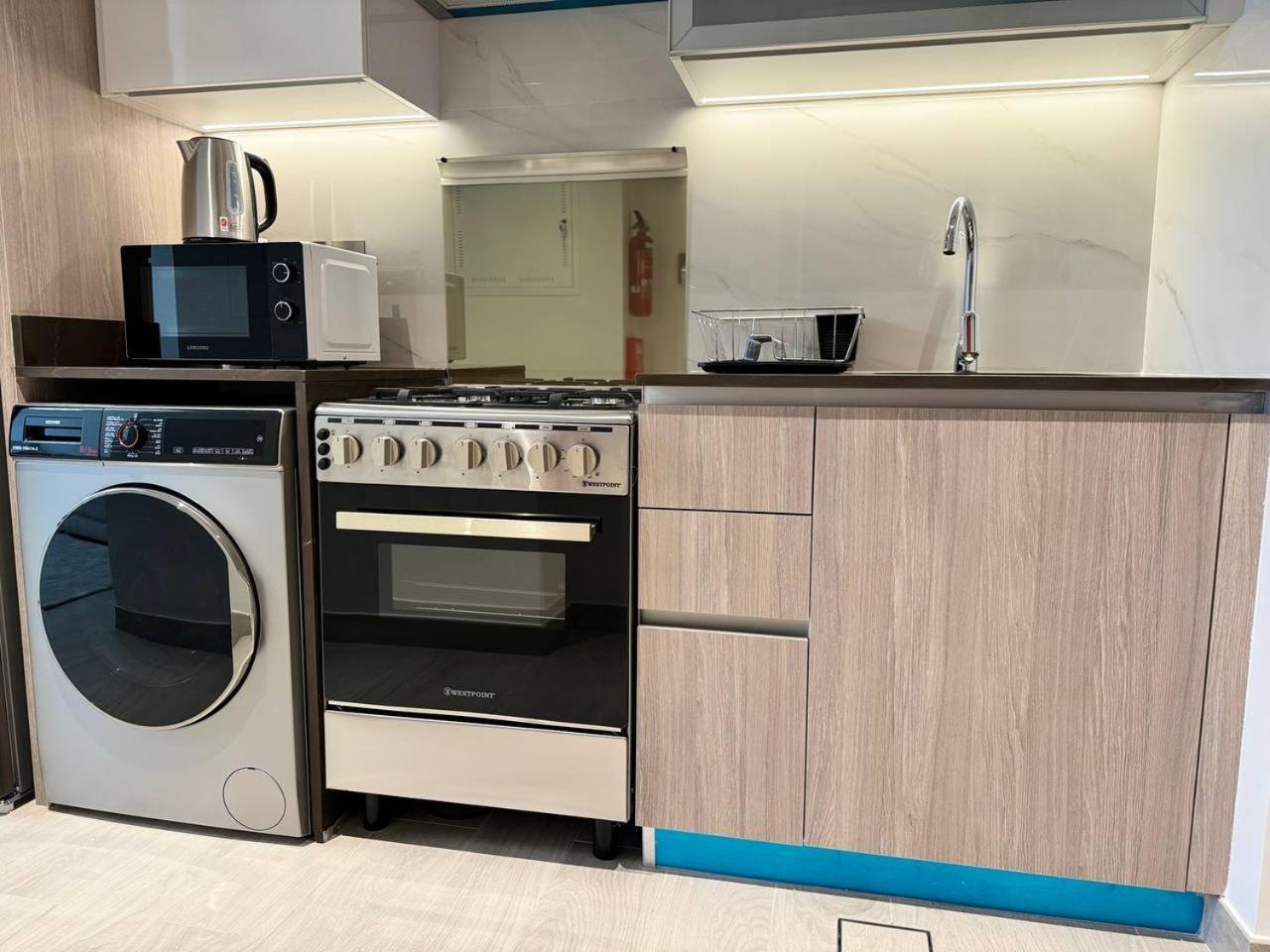 Comfortable 1 Bed At Me Do Re, Cluster L Apartment