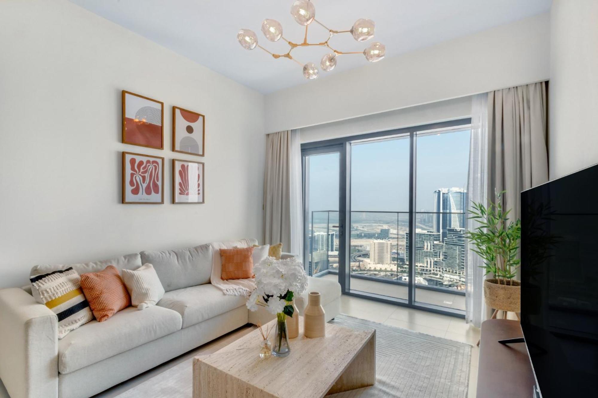 Apartment Exclusive 2 & 4 Bedroom Apt With Burj Khalifa - Fountain And City Views By Meerak *