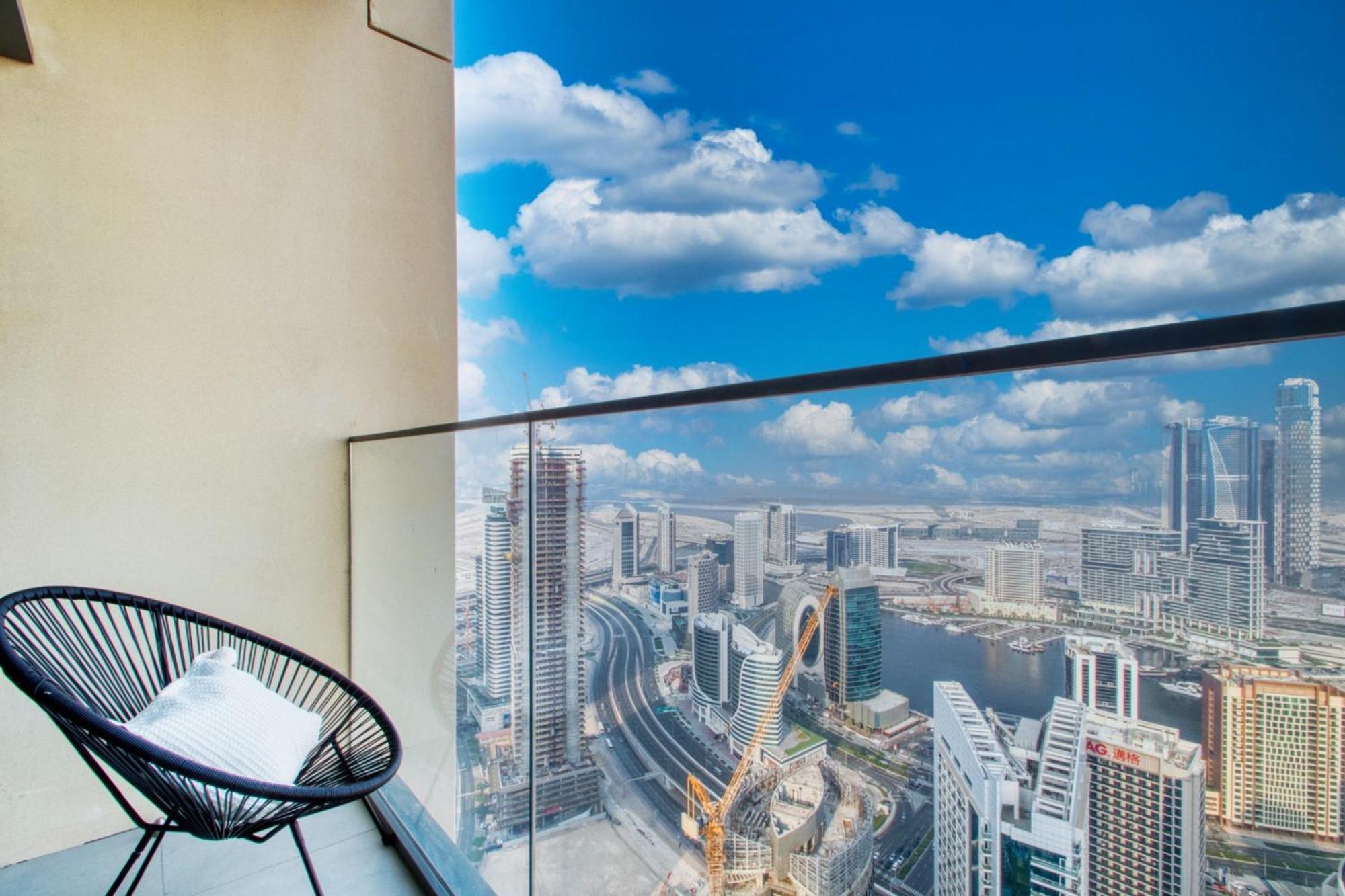 Apartment Exclusive 2 & 4 Bedroom Apt With Burj Khalifa - Fountain And City Views By Meerak