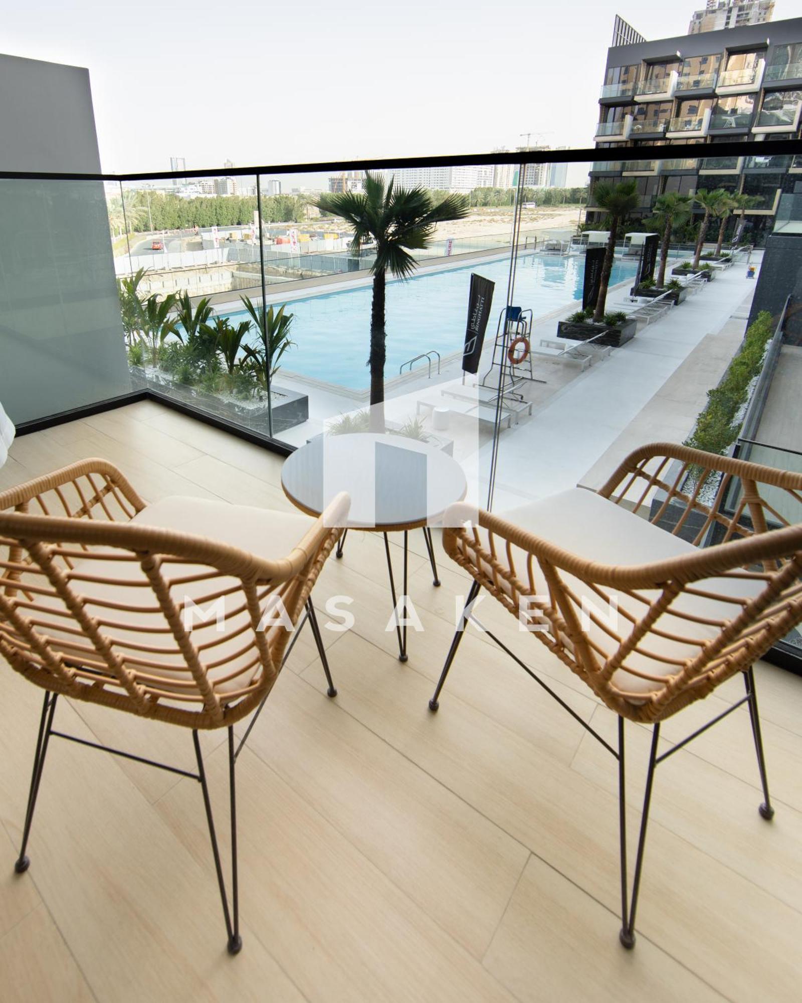 Spacious 1 Bedroom In Jvc W Balcony & Pool View Apartment