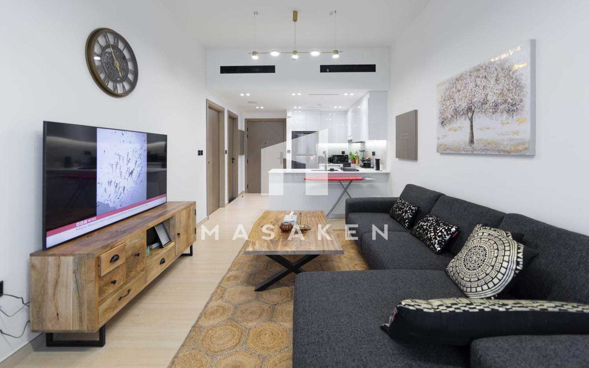 Apartment Spacious 1 Bedroom In Jvc W Balcony & Pool View