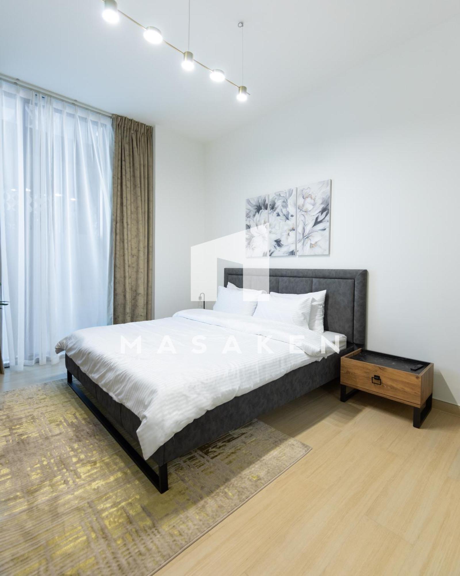Spacious 1 Bedroom In Jvc W Balcony & Pool View Apartment *