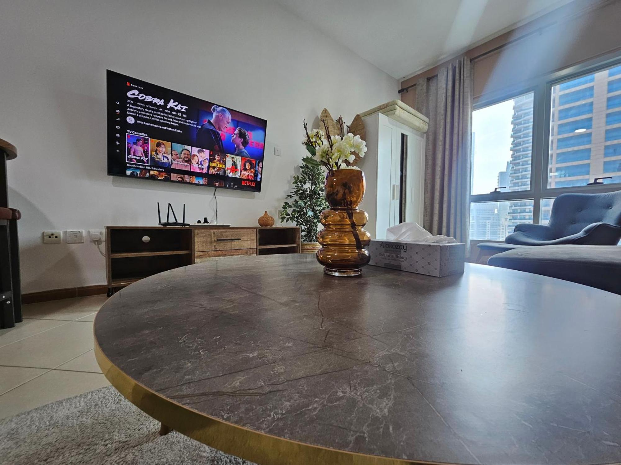 Stunning Apartment, Partial Sea View, Canal Marina View, 5 Min Walk To Jbr And Metro