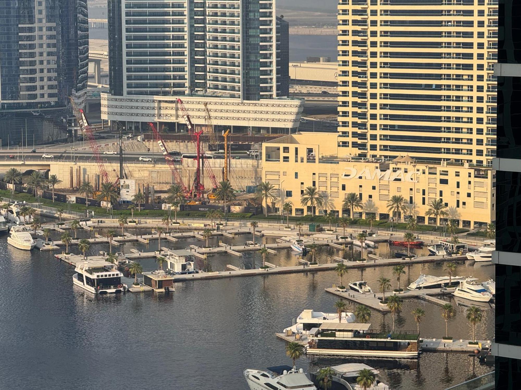 Luxe | 1br | Close To Burj Khalifa & Mall Apartment *