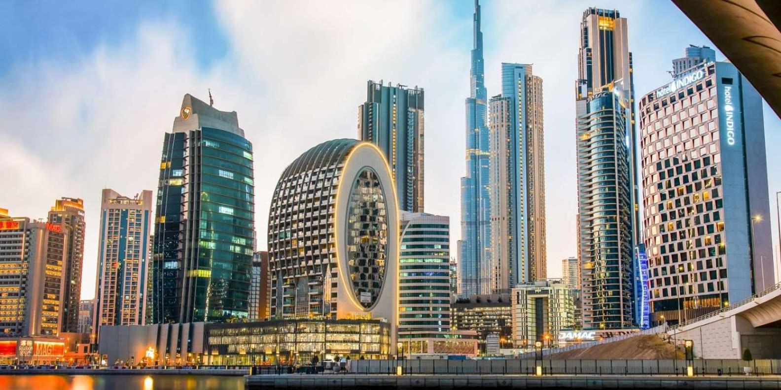 Shared Near Downtown Business Bay Homestay Dubai