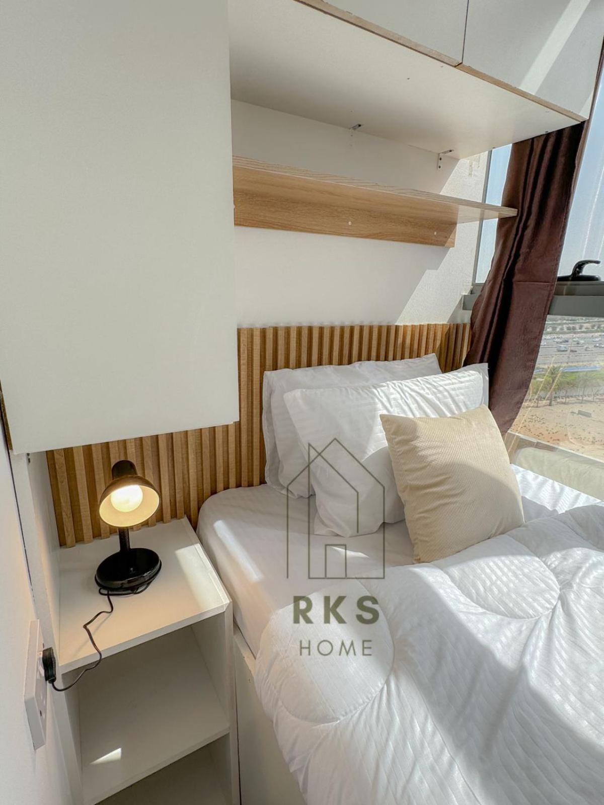 Homestay Shared Near Downtown Business Bay Dubai