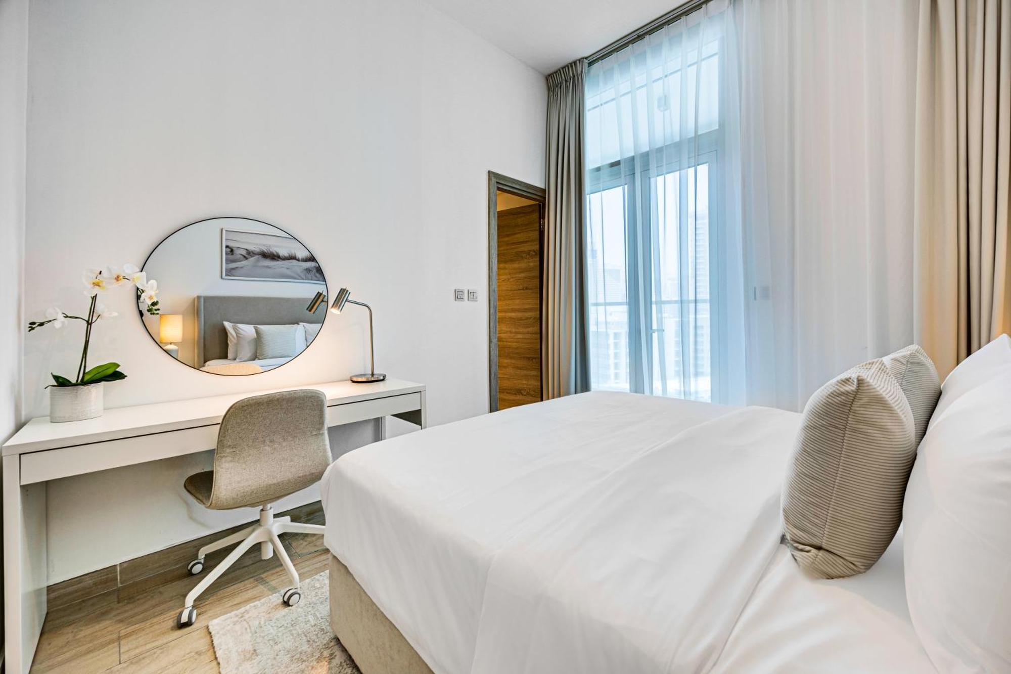 Apartment Cozy In Marina Dubai
