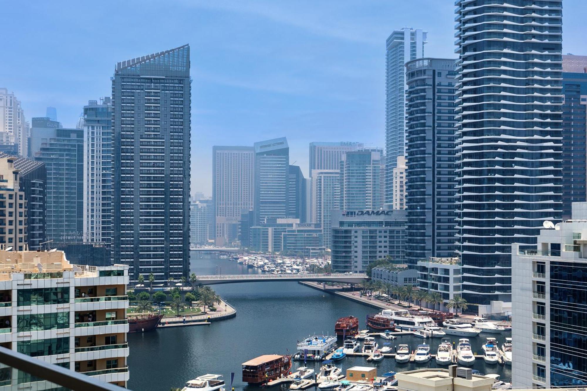 Cozy In Marina * Dubai