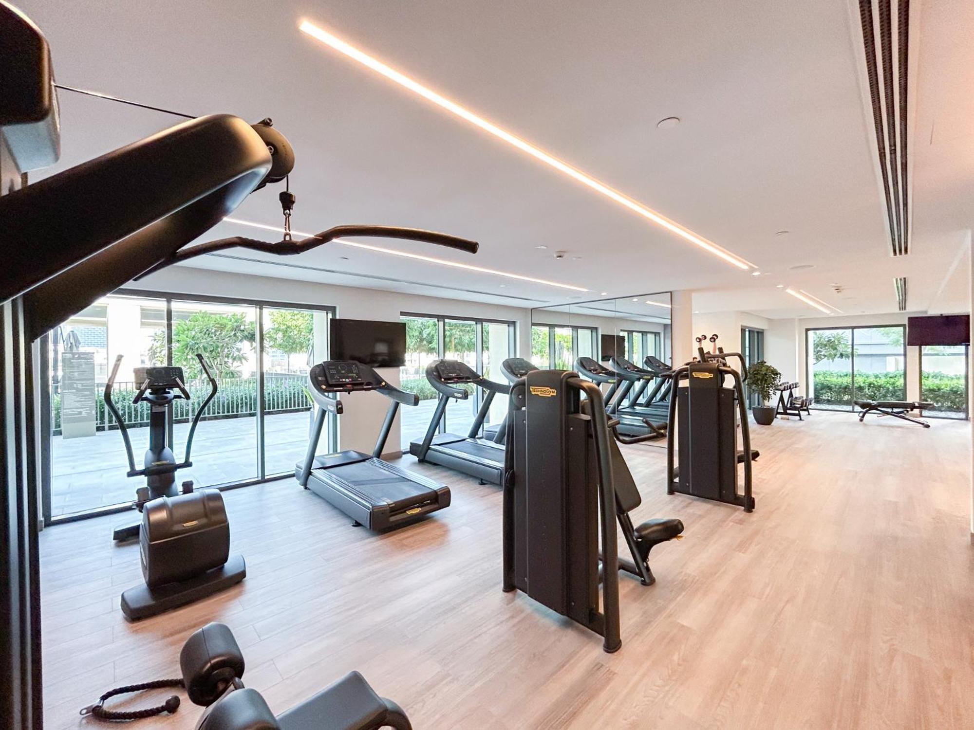 Stunning Renovated With Full Burj Khalifa View Dubai