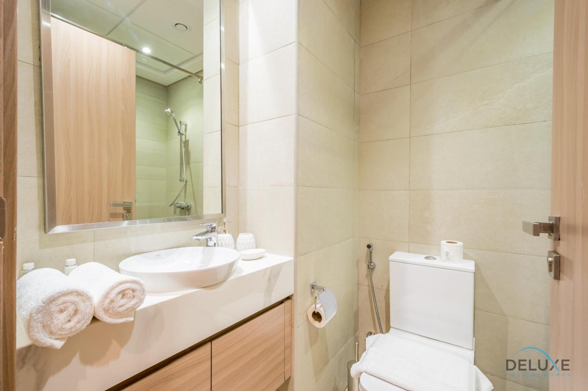Inviting 1br In Azizi Riviera 32, Al Merkadh By Deluxe Homes *