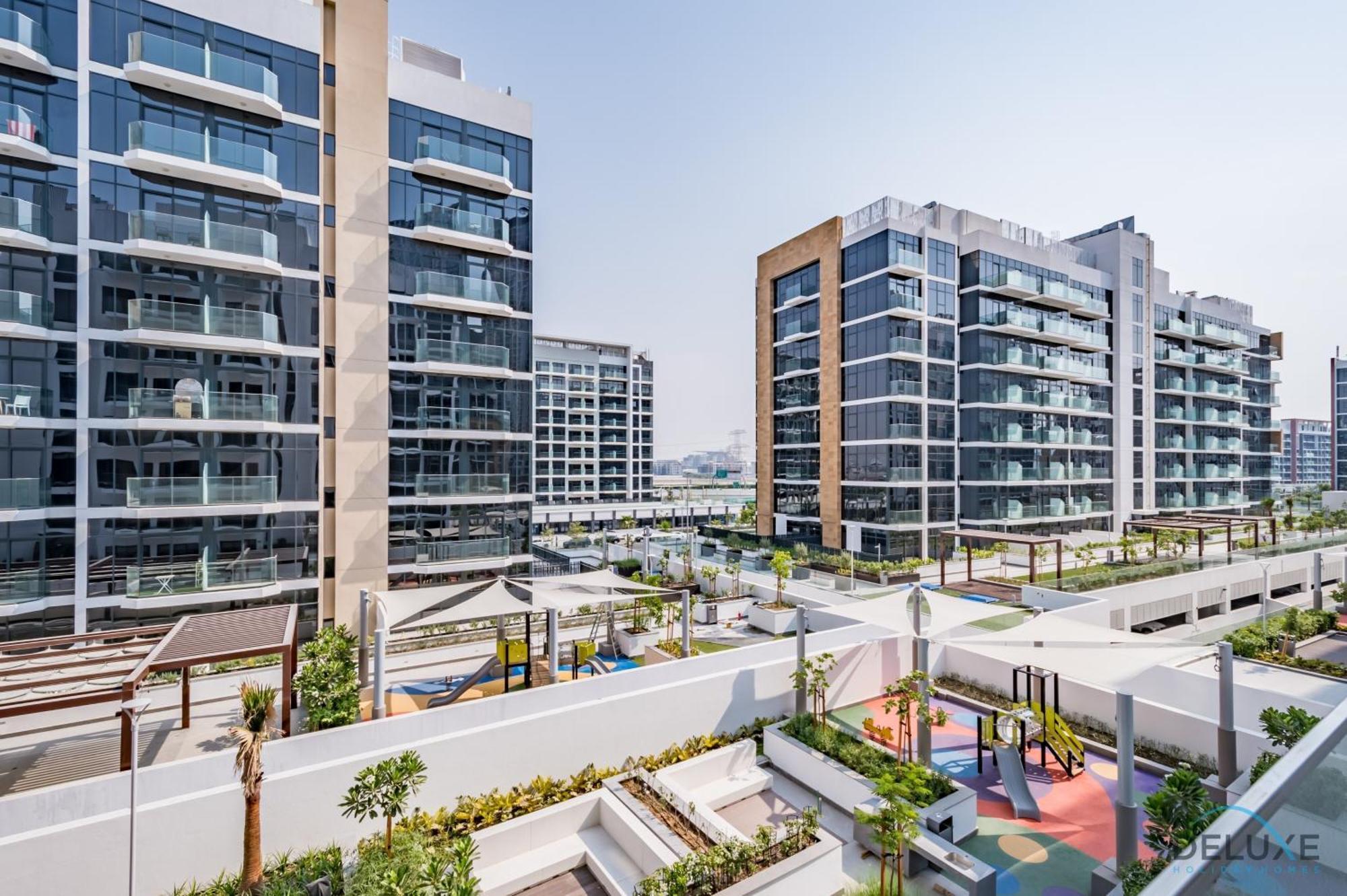 Stunning 1br In Azizi Riviera 42, Al Merkadh By Deluxe Homes Dubai