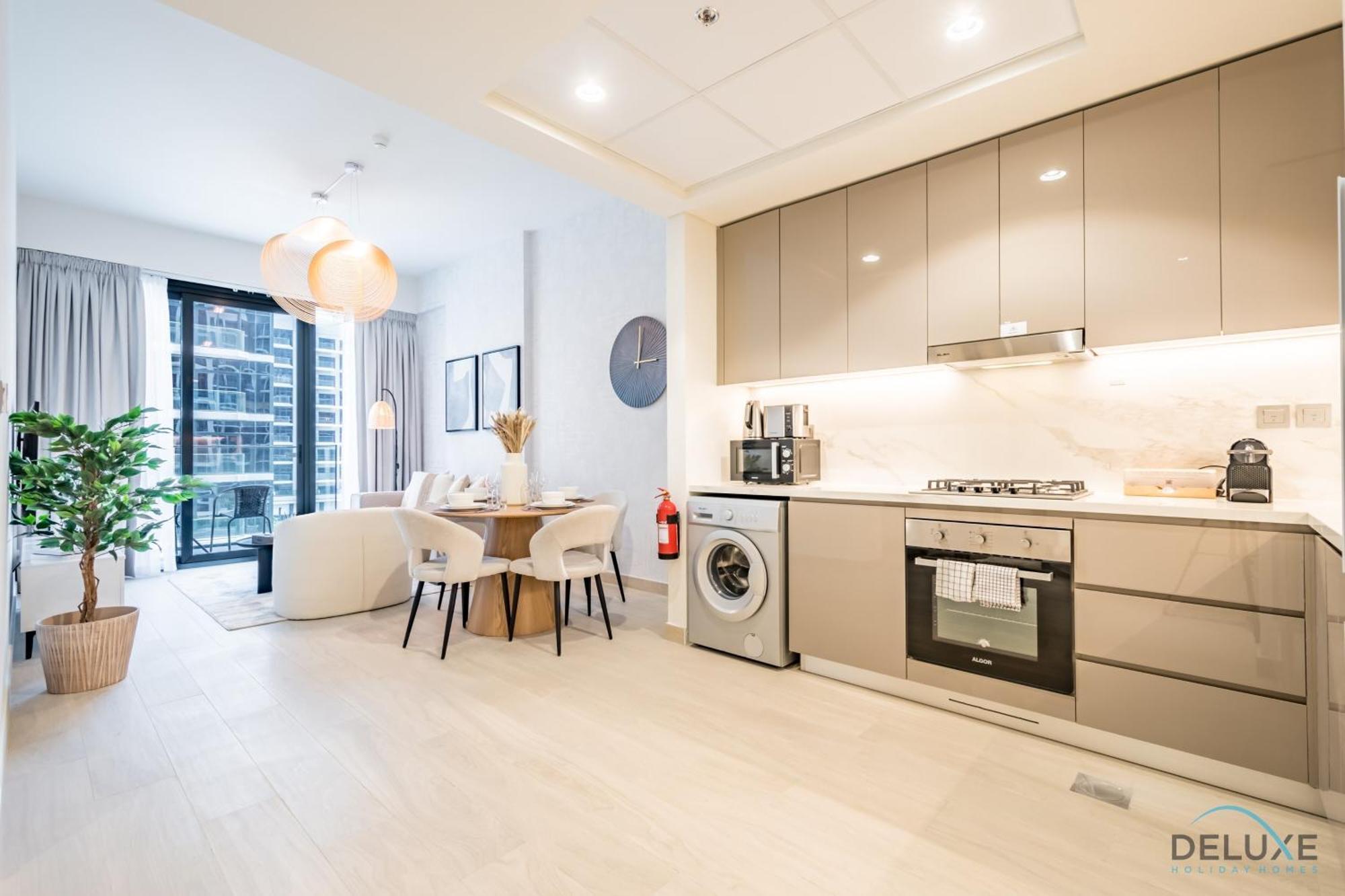 Stunning 1br In Azizi Riviera 42, Al Merkadh By Deluxe Homes Dubai