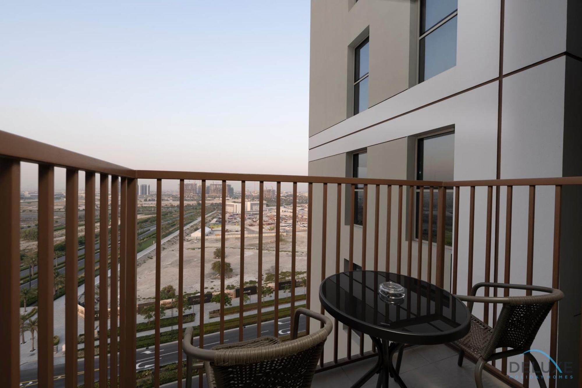 Chic 1br At Collective 2 Tower A Hills By Deluxe Homes Dubai