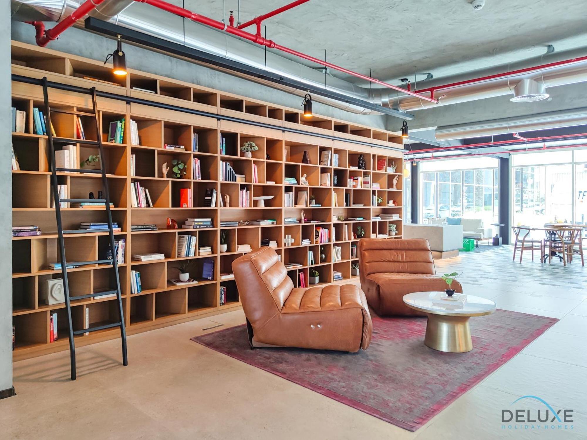 Chic 1br At Collective 2 Tower A Hills By Deluxe Homes Apartment