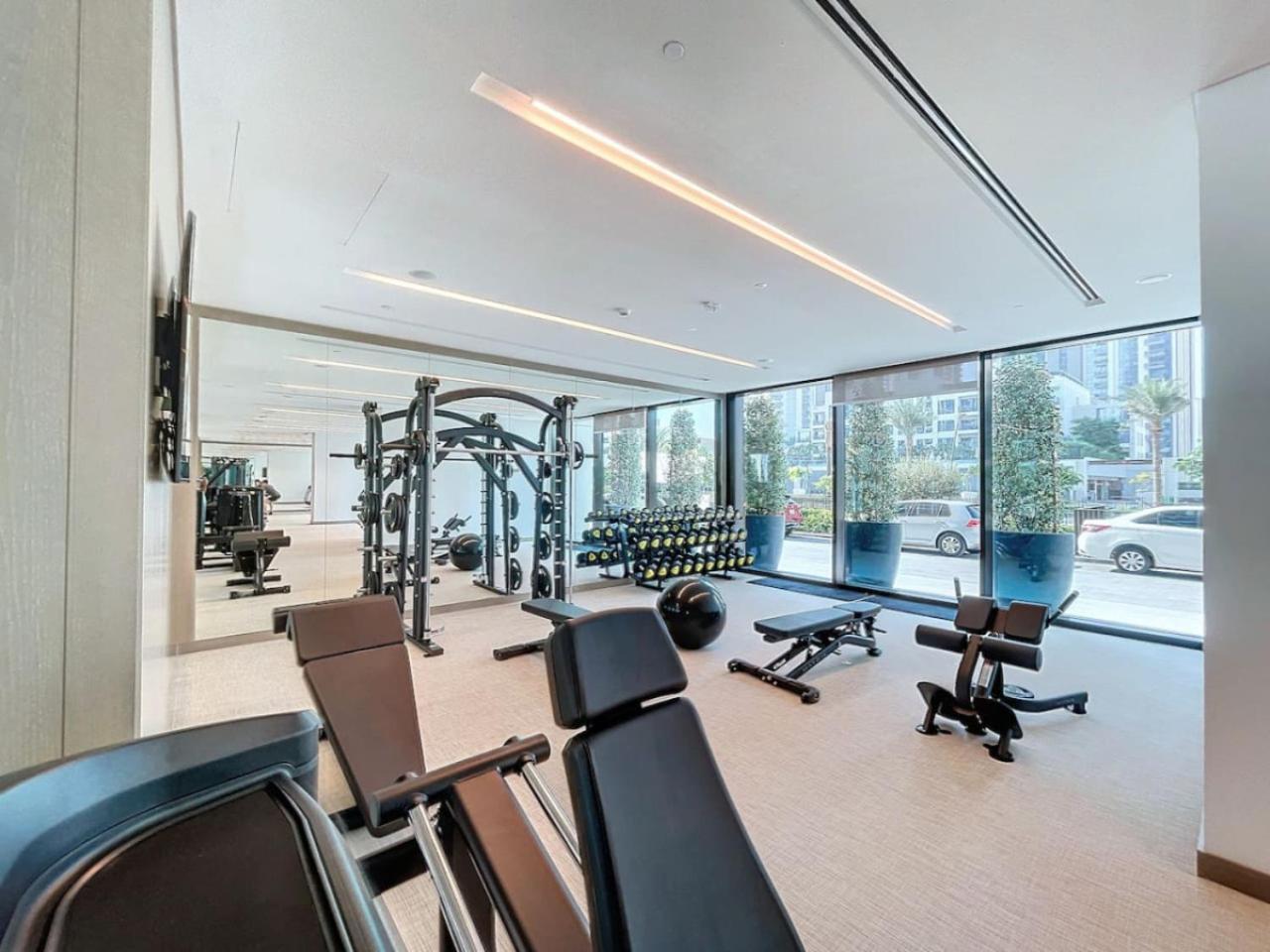 Palace Residences - Chic Two Bed With Creek Views Dubai