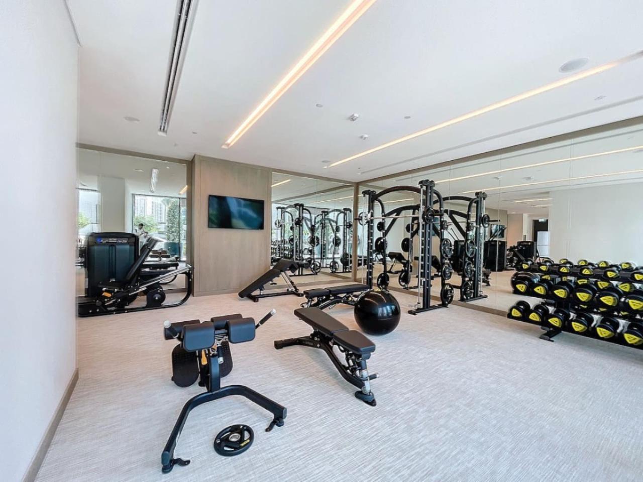 Palace Residences - Chic Two Bed With Creek Views Dubai