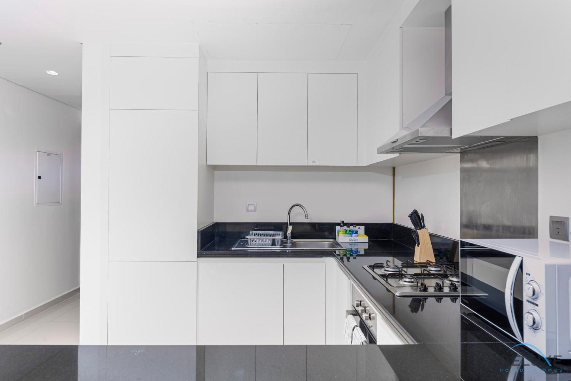Chic 1br In Avanti Tower, Business Bay By Deluxe Homes