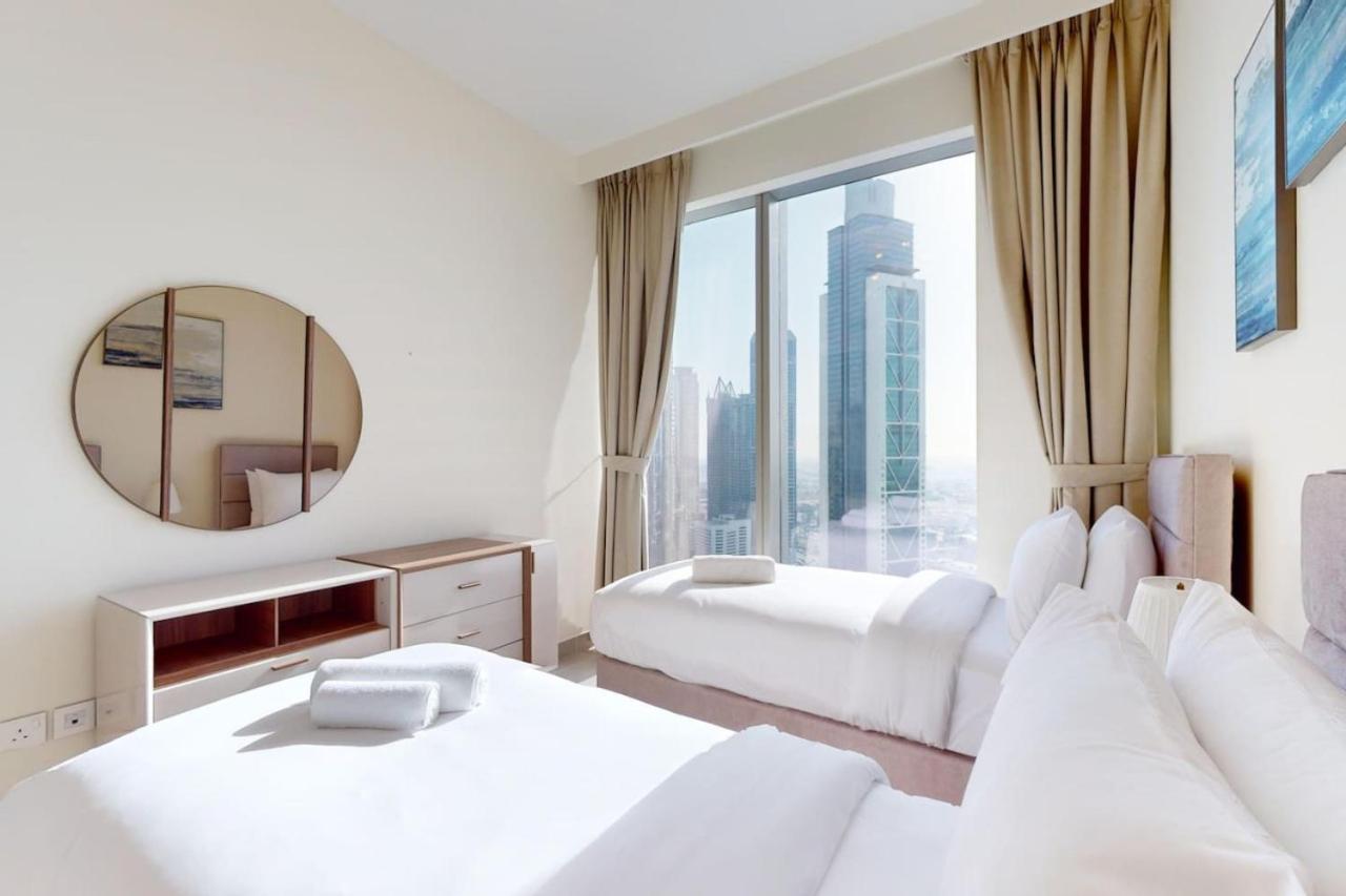 Apartment Tower 2 - Warm Two Bedroom *
