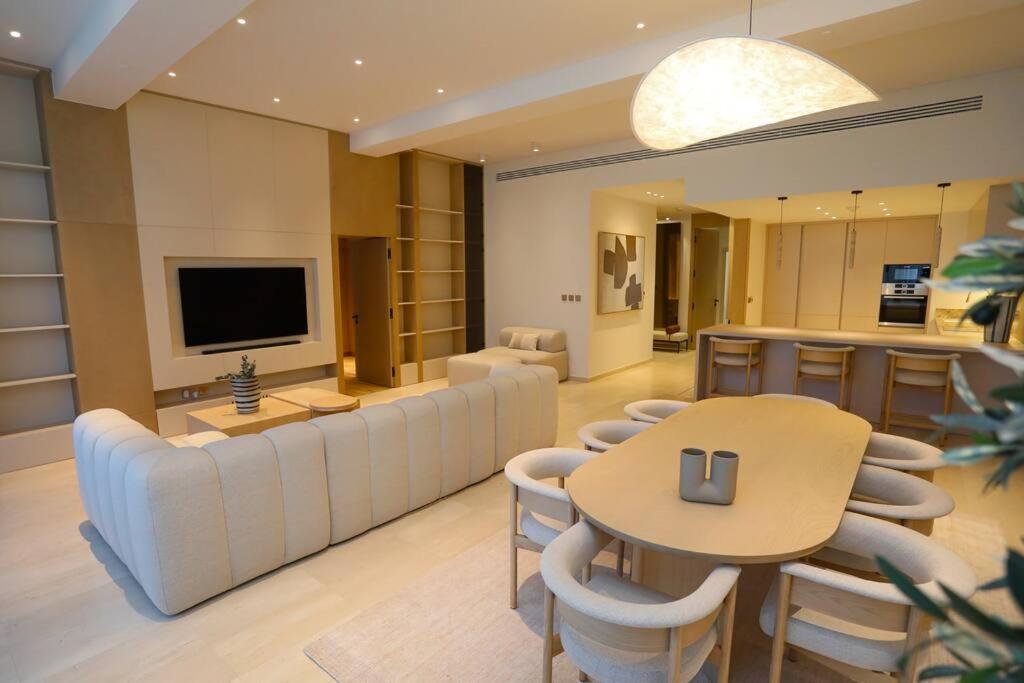 Penthouse West Dubai