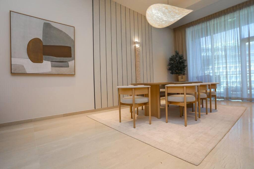 Penthouse West Apartment *