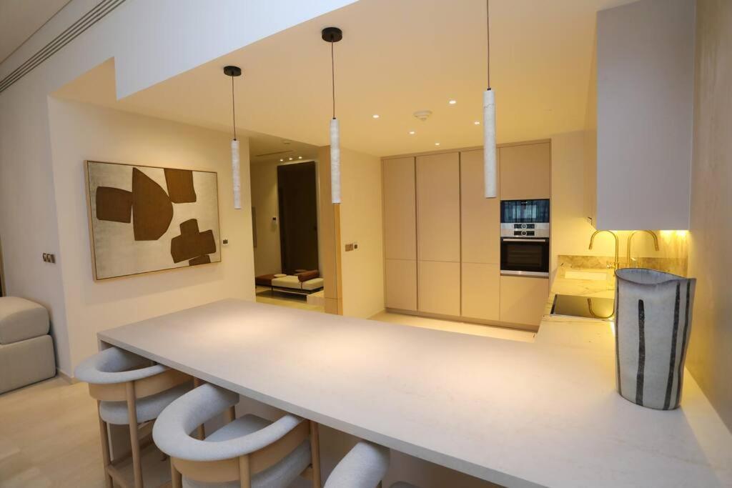 Penthouse West *