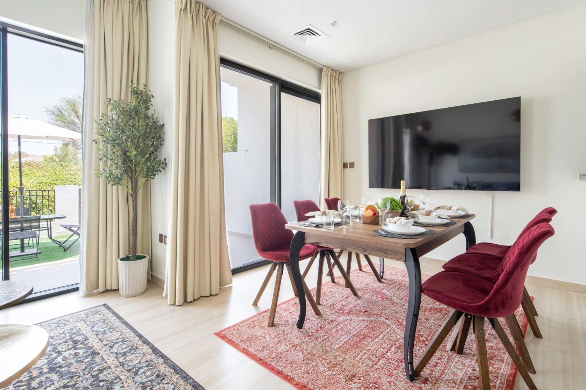 Frank Porter - Damac Hills Richmond Dubai