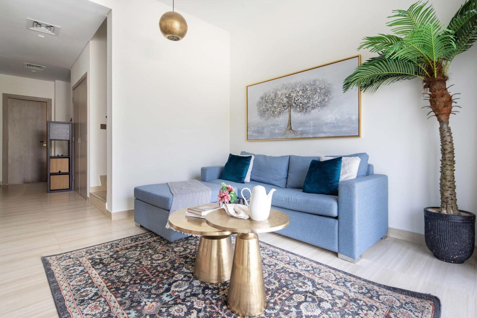 Villa Frank Porter - Damac Hills Richmond
