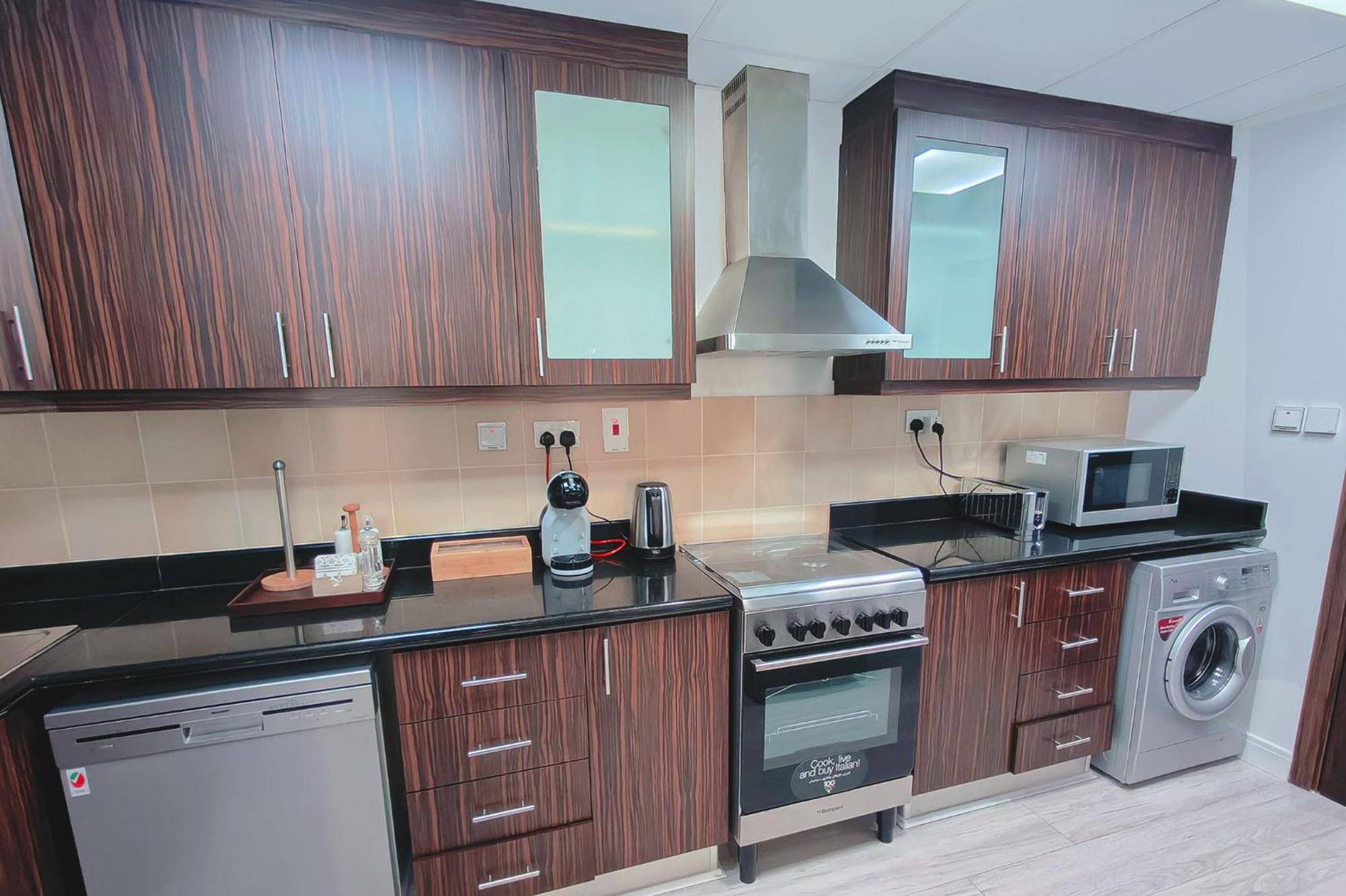 5 Star Luxury Sea View Apartment Dubai