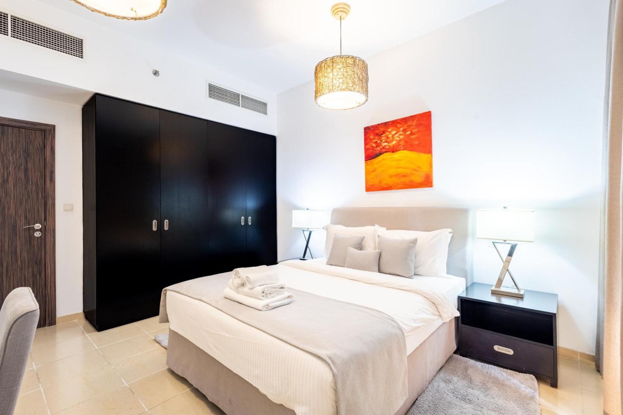 Luxury Sea View Apartment *