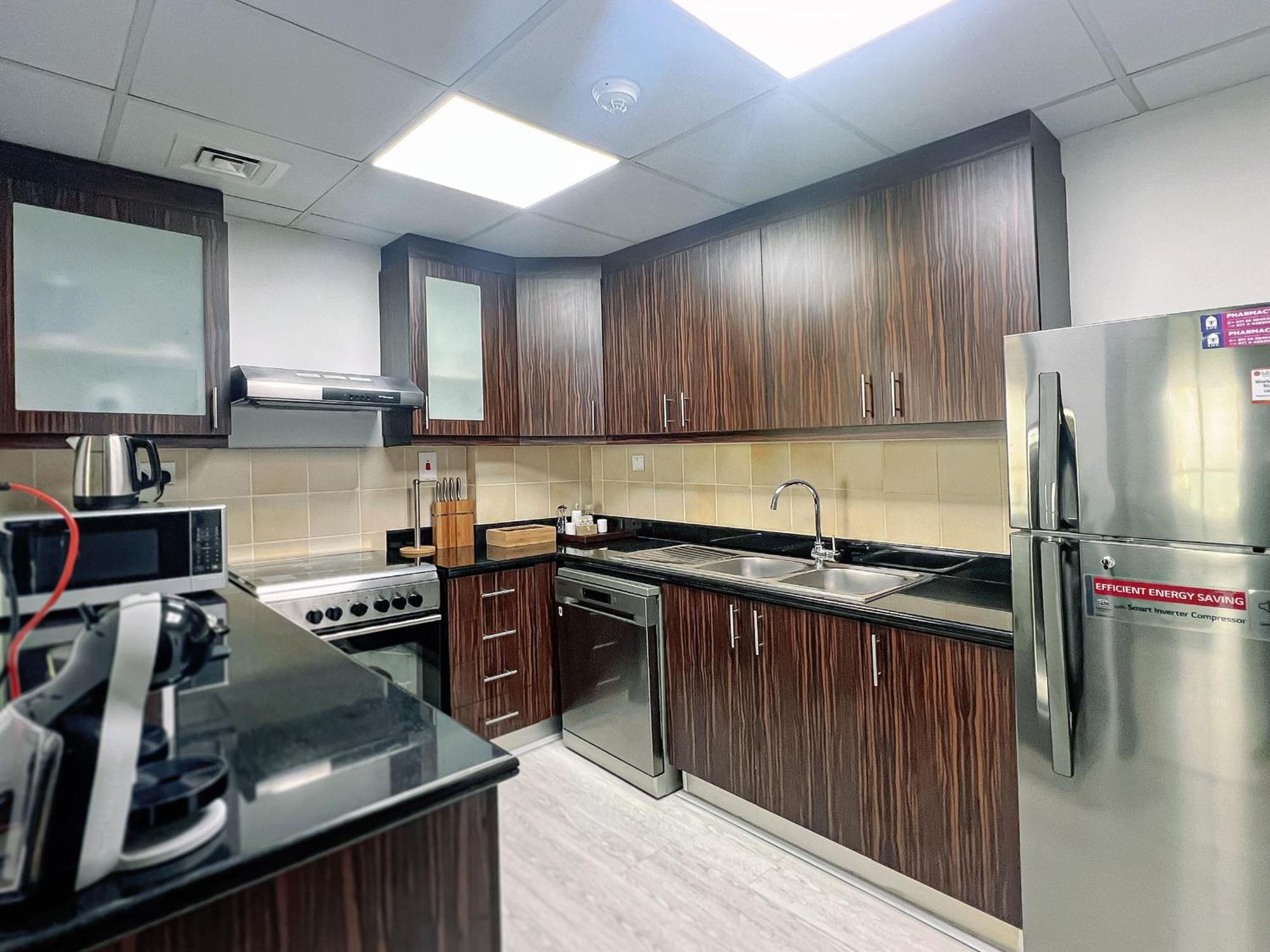Marina View Luxury Apartment *