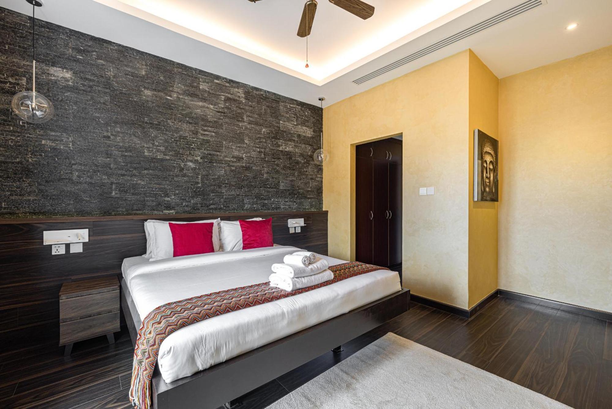 Cozy And Spacious Apartment- 5min Walk To Metro Apartment *