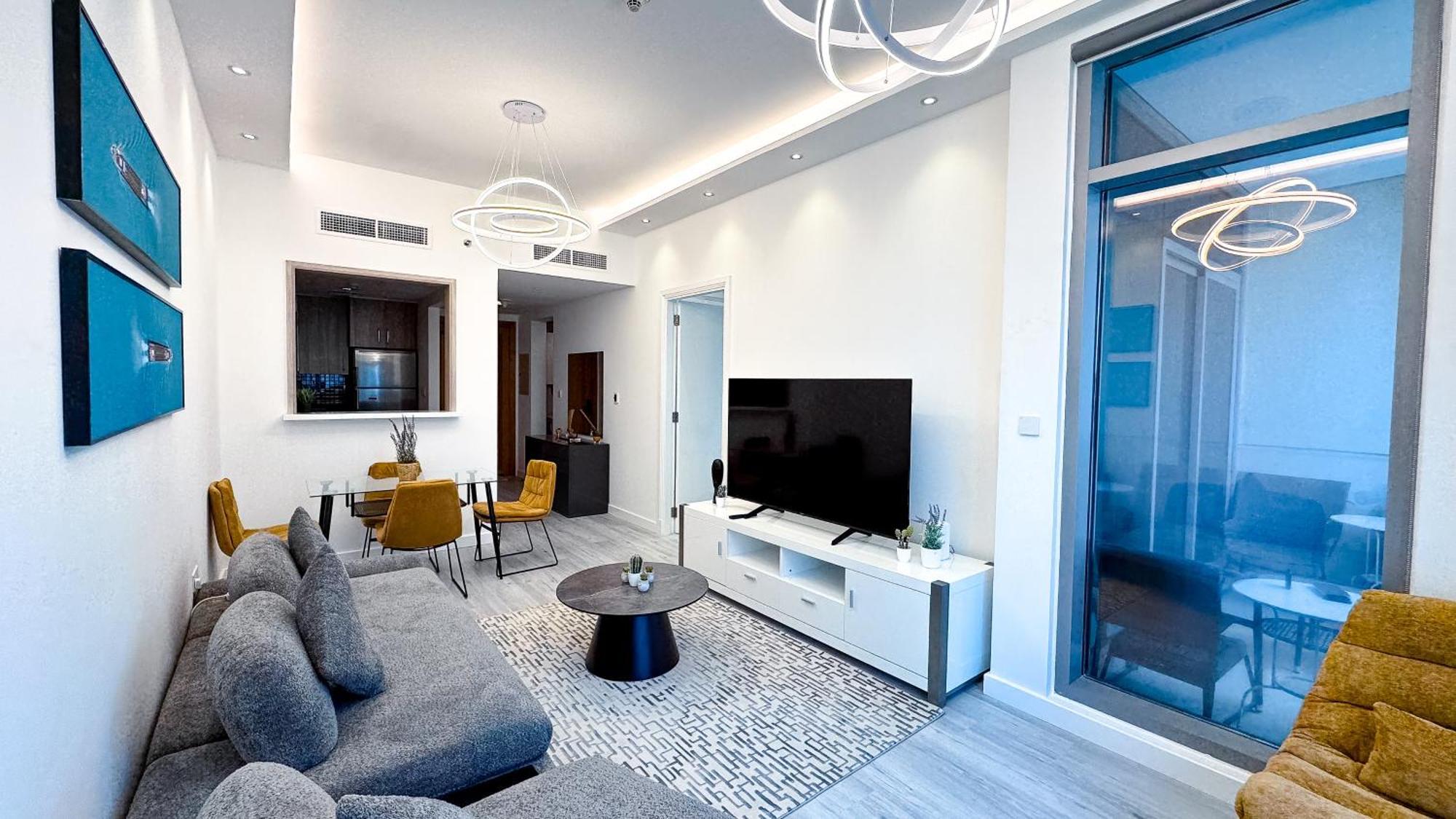 Apartment Marina - Elegant Design 1bhk - Iris Blue