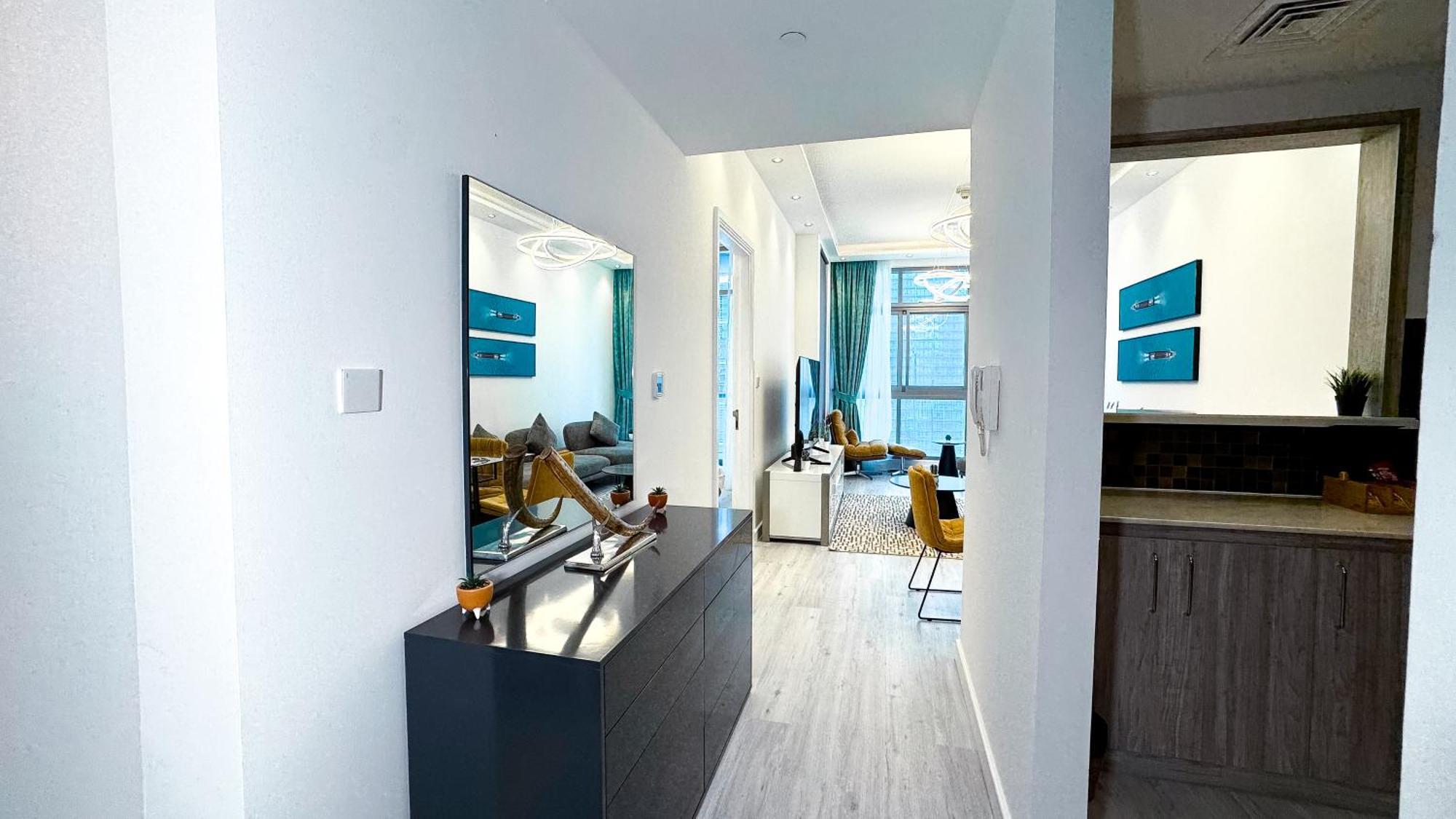 Marina - Elegant Design 1bhk - Iris Blue Apartment Dubai