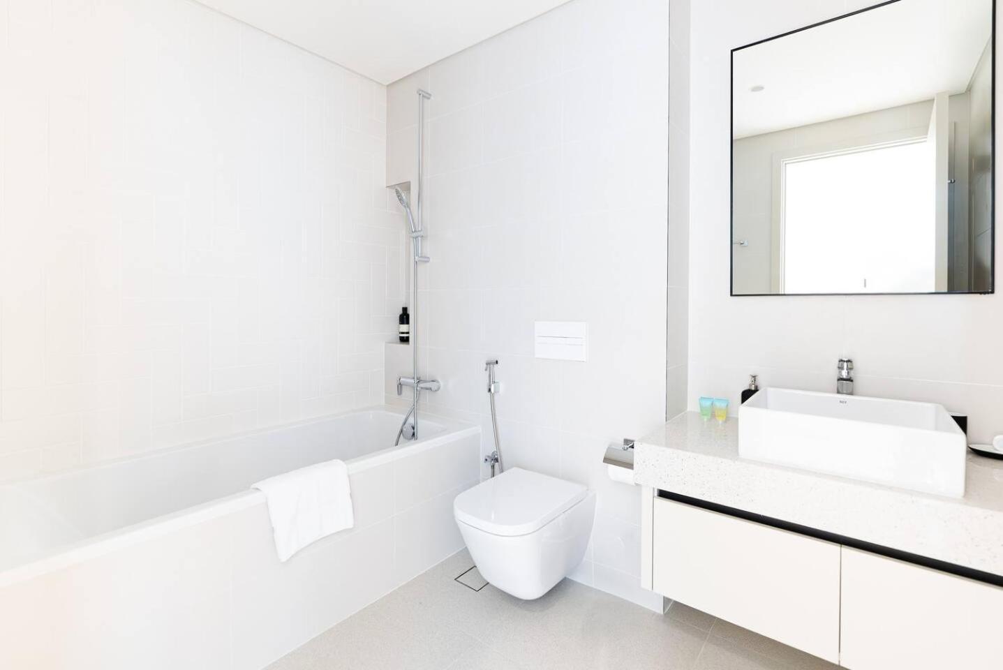 Private Access 1 Bedroom - Beachfront *