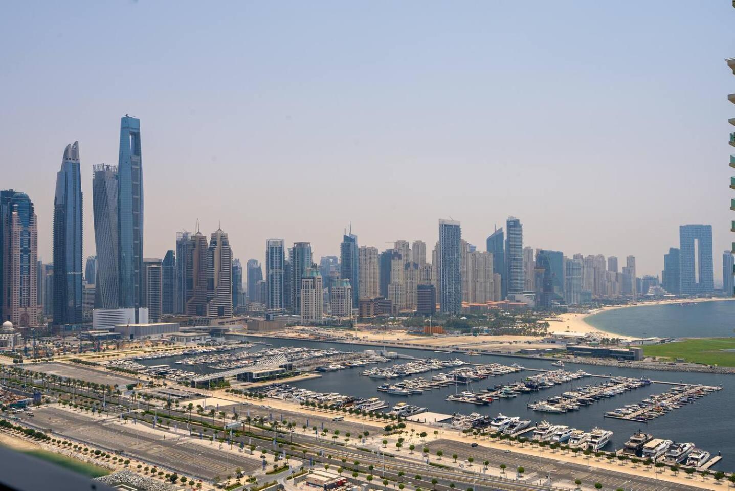 Private Access 1 Bedroom - Beachfront * Dubai