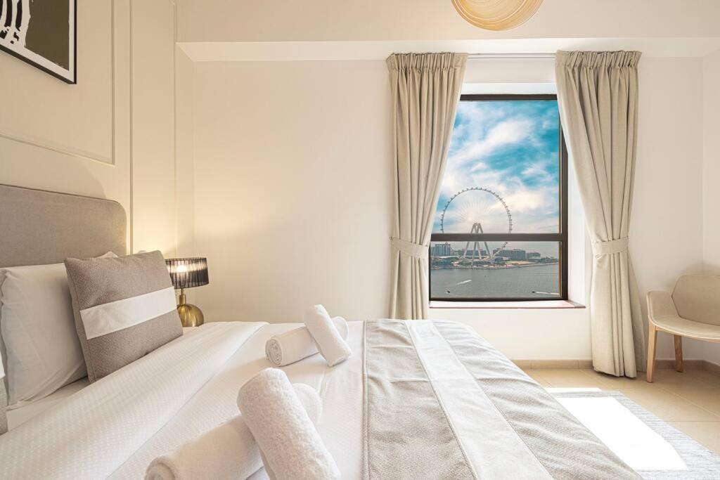 Eye & Sea View, 1-min Walk To Jbr Beach, Luxurious Retreat! Apartment Dubai