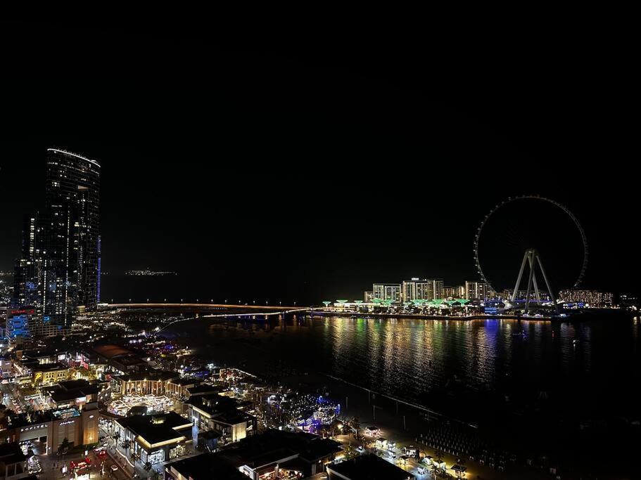 Daire Eye & Sea View, 1-min Walk To Jbr Beach, Luxurious Retreat! *
