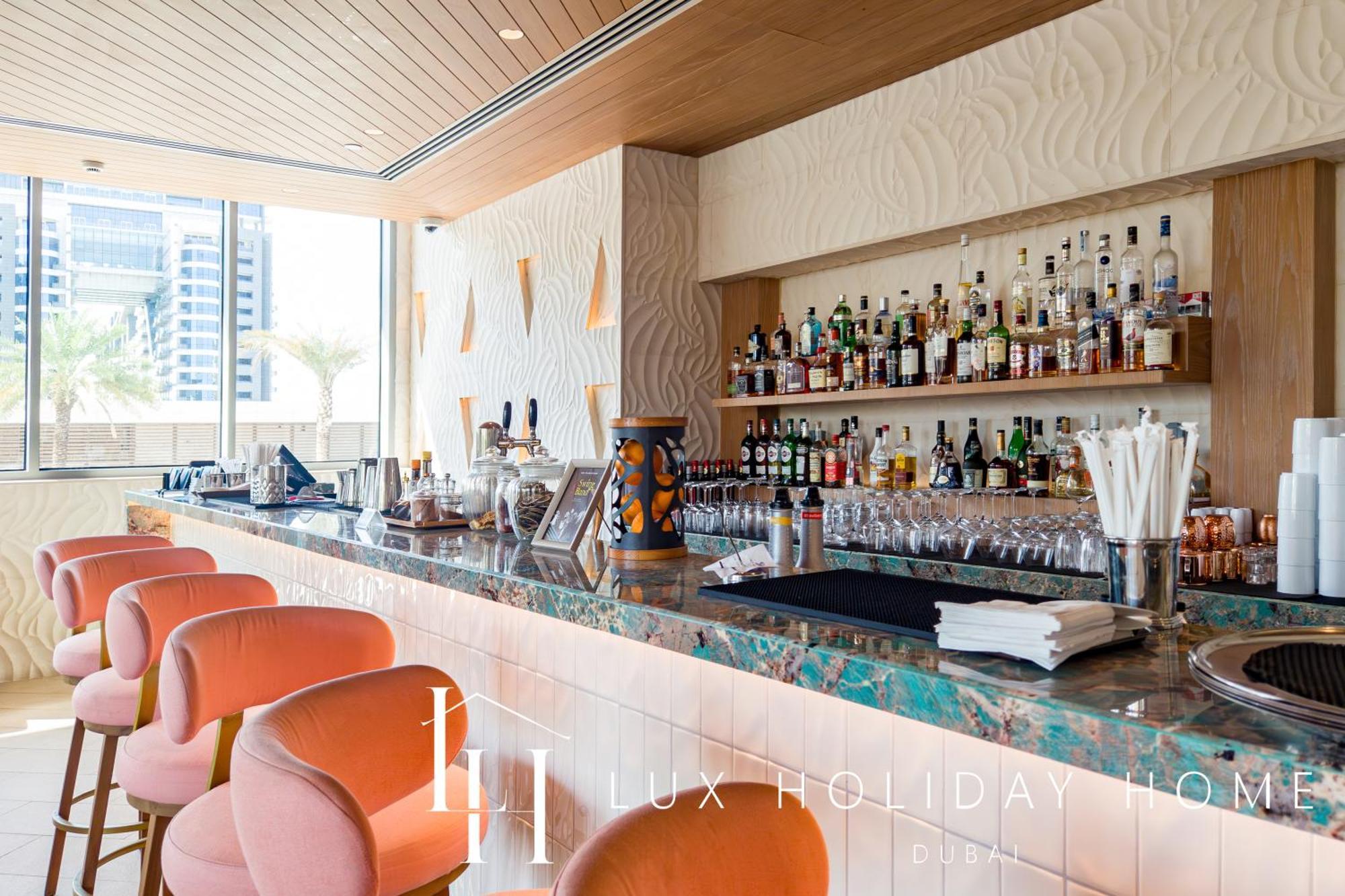 Apartment Lux Iconic Views At The Palm Tower 3