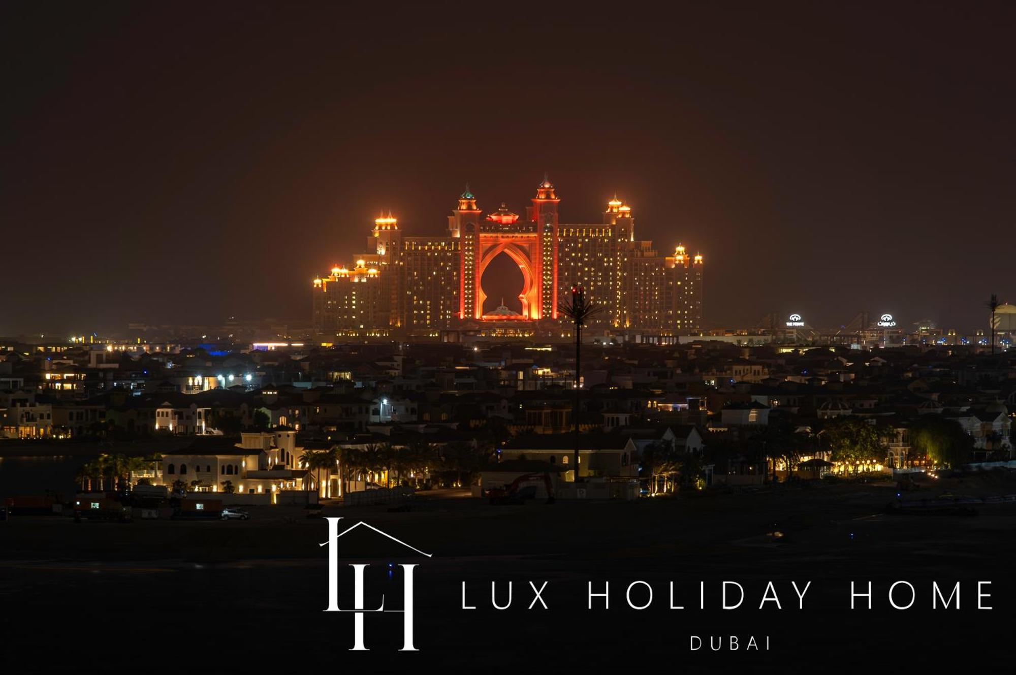 Lux Iconic Views At The Palm Tower 3 Apartment Dubai