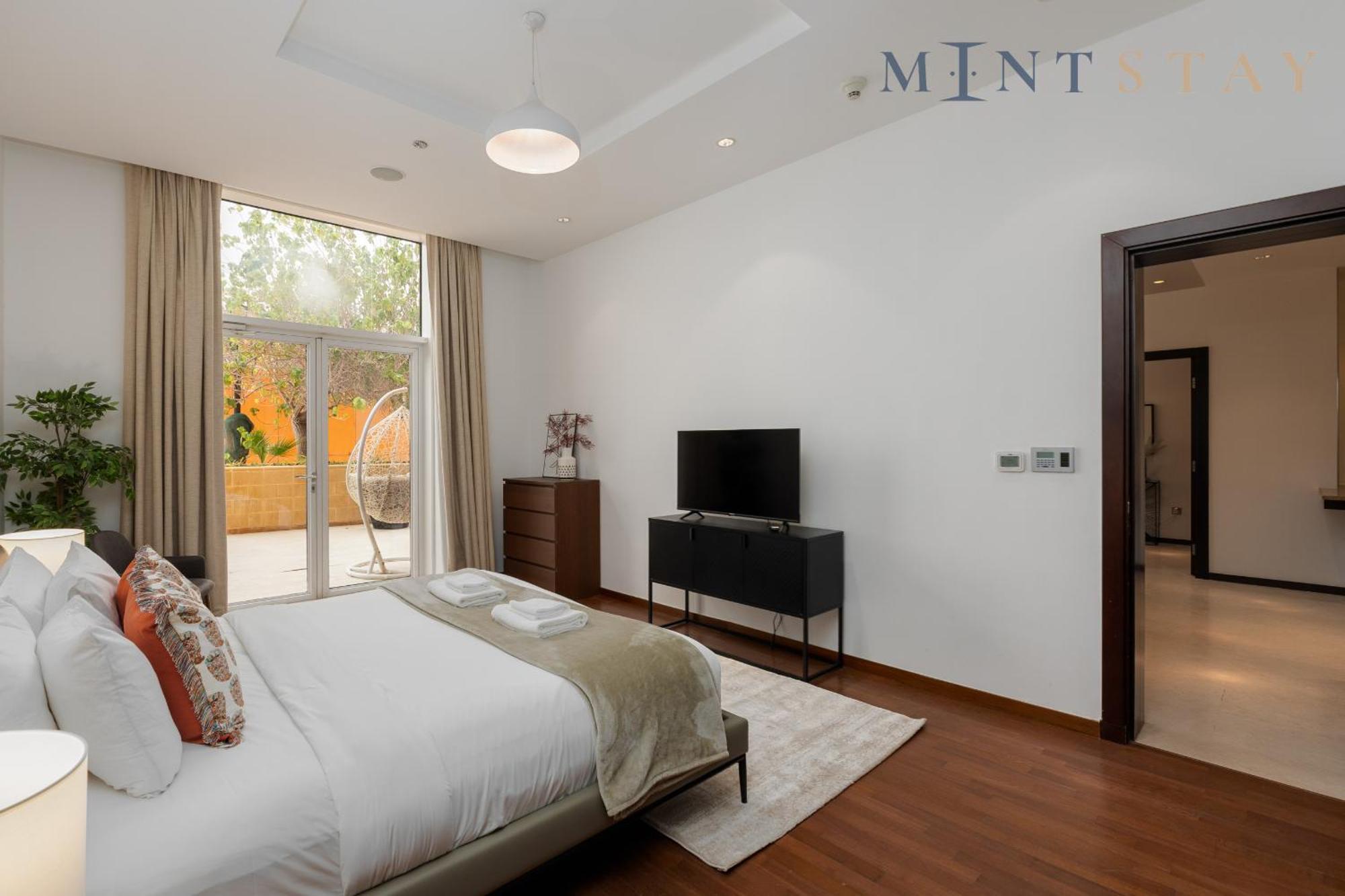 Tiara Residences, Palm Jumeirah - Mint Dubai