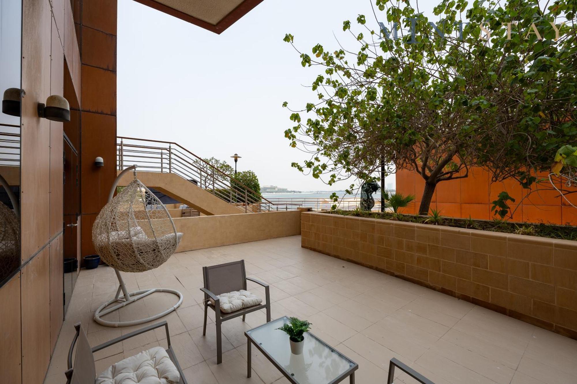 Tiara Residences, Palm Jumeirah - Mint