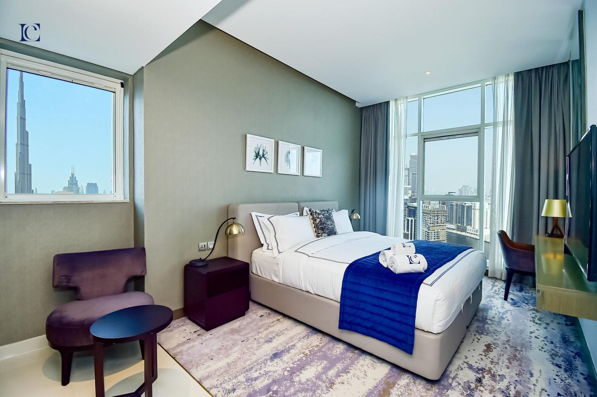 Luxury Escapes - Damac Maison Prive - Canal View Apts - Near Mall Dubai